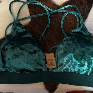 PINK Victoria's Secret Teal Velvet Bra XL